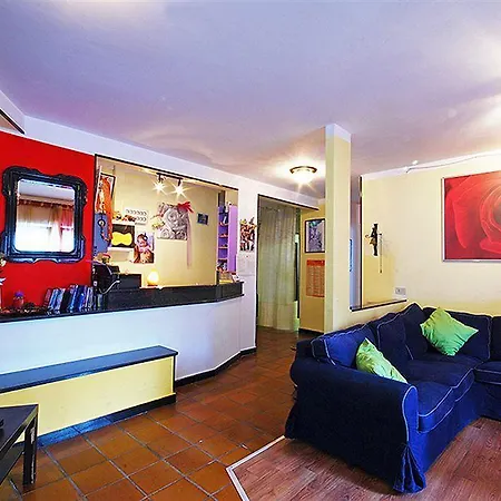 Oasi Hotell 2*