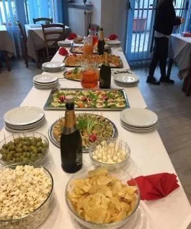 Oasi فندق